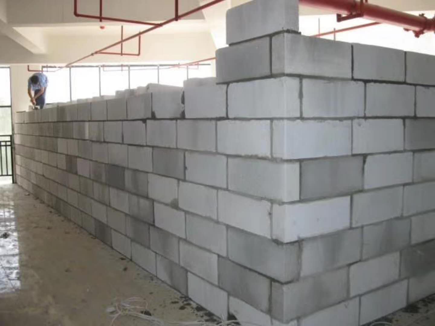 长顺蒸压加气混凝土砌块承重墙静力和抗震性能的研究